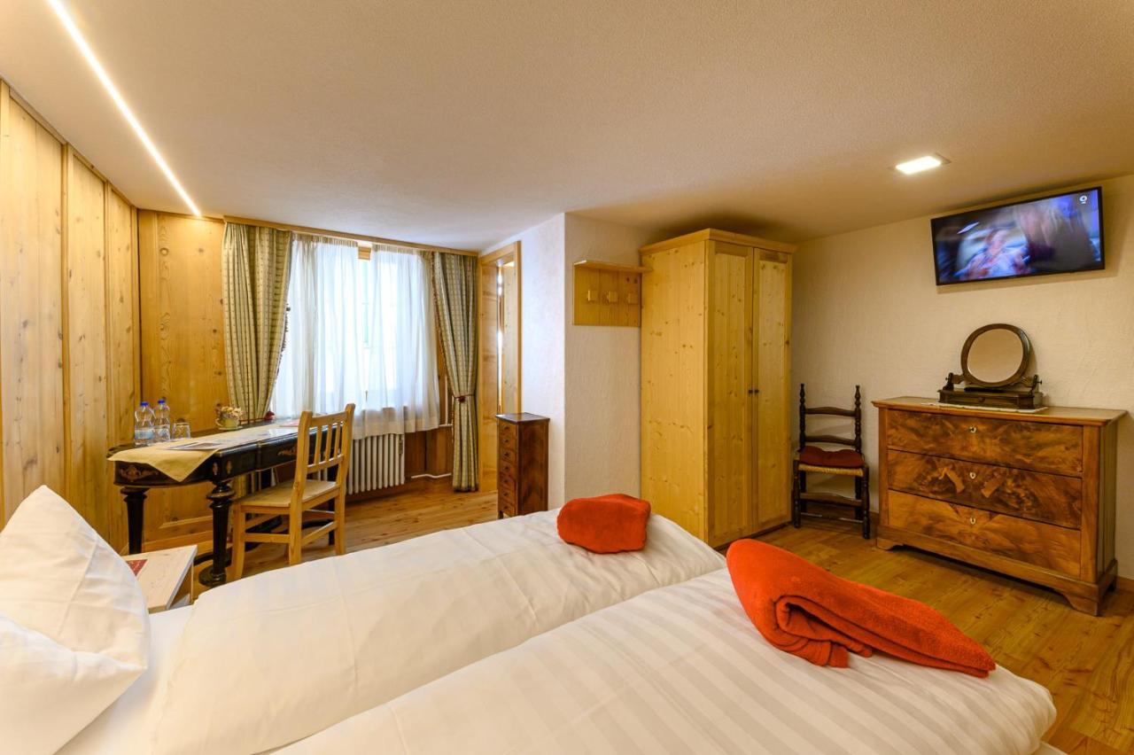 Hotel Centrale, Typically Swiss Poschiavo Exterior foto